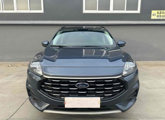 
								Ford Escape (IV), 2022 full									