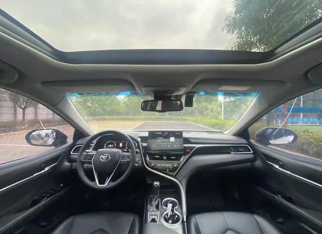 
								Toyota Camry, 2021 full									