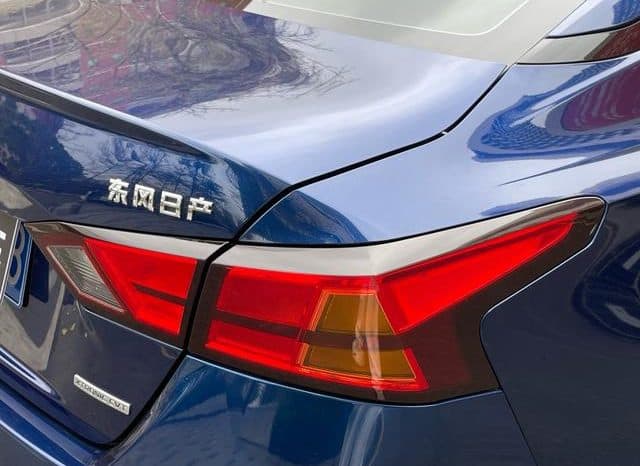 
								Nissan Altima (VI), 2020 full									