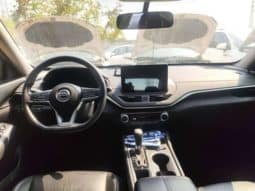 
										Nissan Altima (VI), 2021 full									