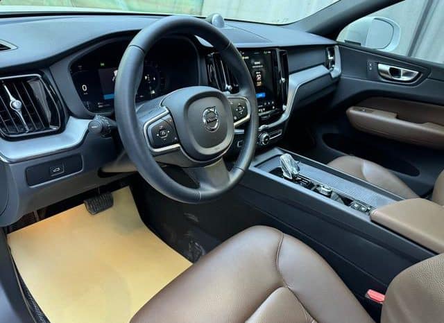 
								Volvo XC60, 2023 full									