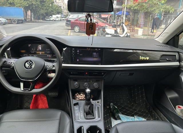 
								Volkswagen Golf 7 (Lavida), 2022 full									