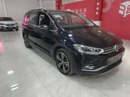 
										Volkswagen Touran L, 2020 full									