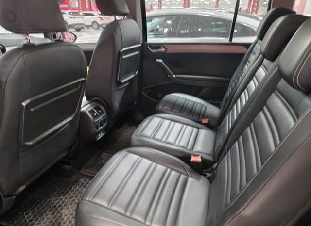
								Volkswagen Touran L, 2020 full									