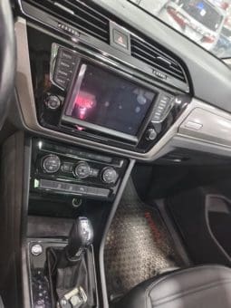 
										Volkswagen Touran L, 2020 full									