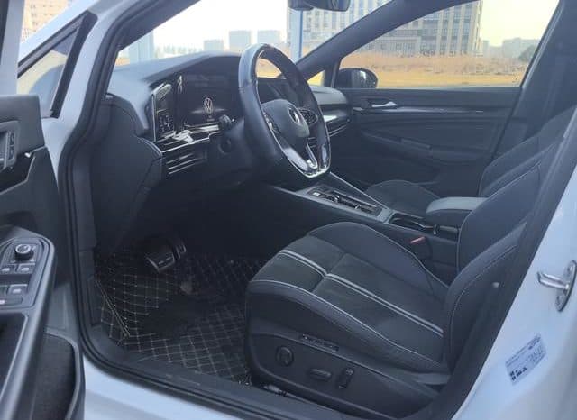 
								Volkswagen Golf 280 TSI, 2022 full									