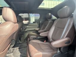 
										Toyota Sienna, 2022 full									
