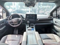 
										Toyota Sienna, 2022 full									