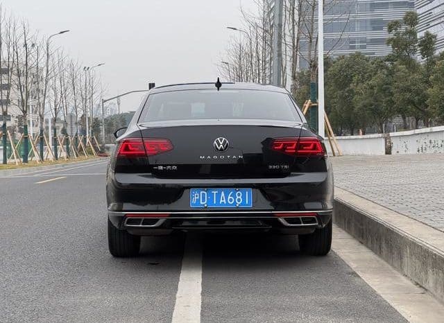 
								Volkswagen Magotan, 2022 full									