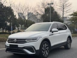 67c0ae93681fe Volkswagen Tiguan L, 2022