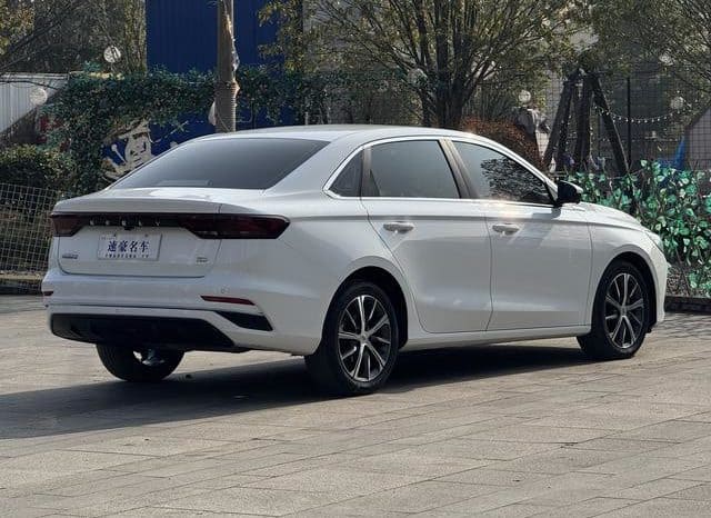 
								Geely Emgrand, 2022 full									