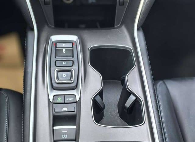 
								Honda Accord, 2022 full									