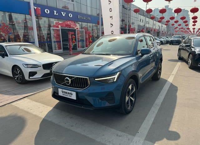 67c42b04b5a24 Volvo XC40, 2022