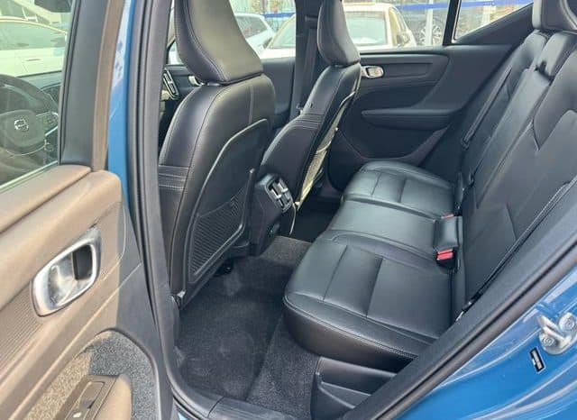 
								Volvo XC40, 2022 full									