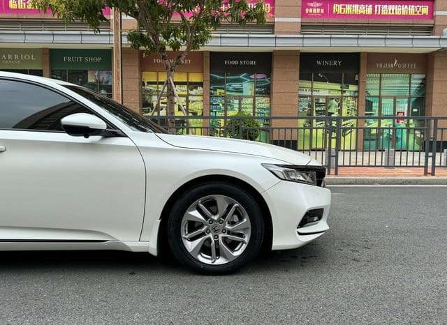
								Honda Accord, 2020 full									