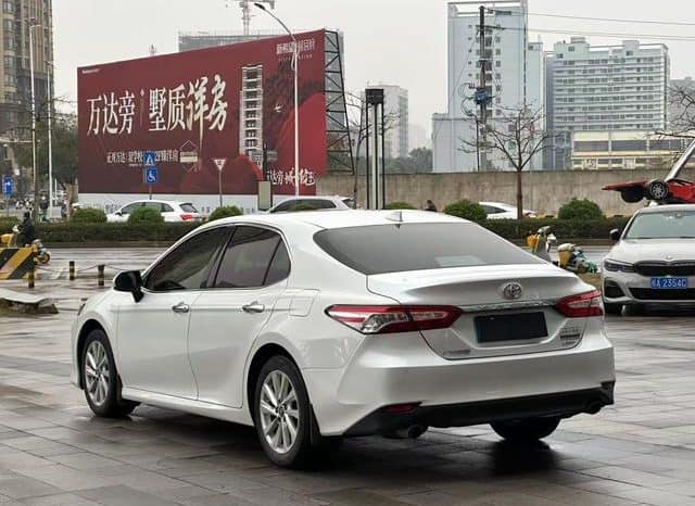 
								Toyota Camry, 2021 full									