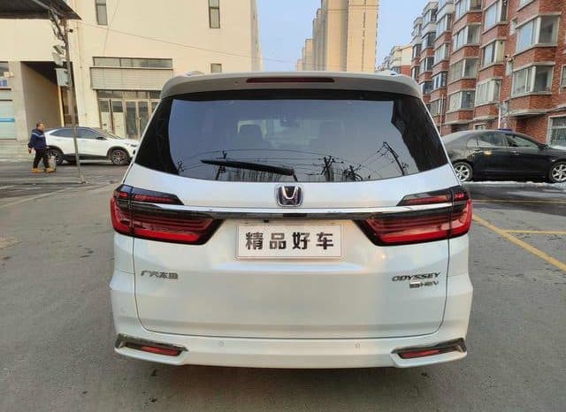 
								Honda Odyssey, 2022 full									