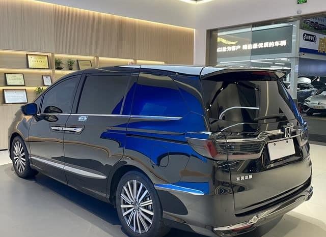 
								Honda Elysion, 2022 full									