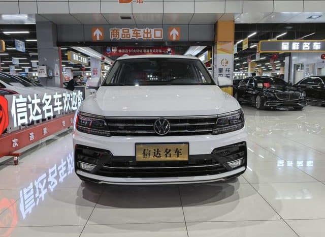 
								Volkswagen Tiguan L, 2021 full									