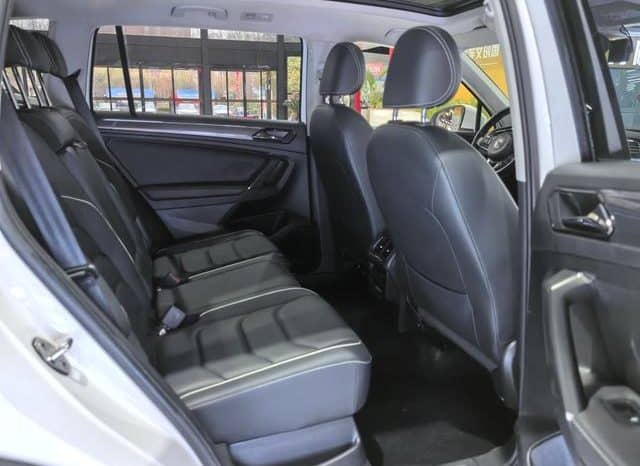 
								Volkswagen Tiguan L, 2021 full									