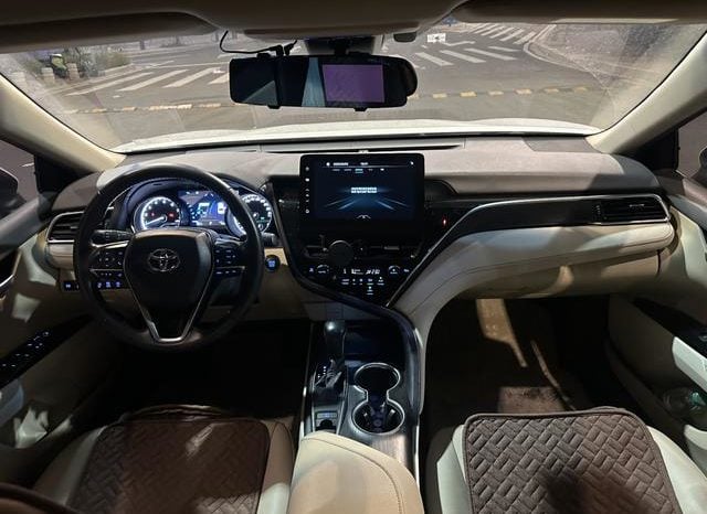 
								Toyota Camry, 2021 full									
