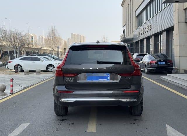 
								Volvo XC60, 2024 full									
