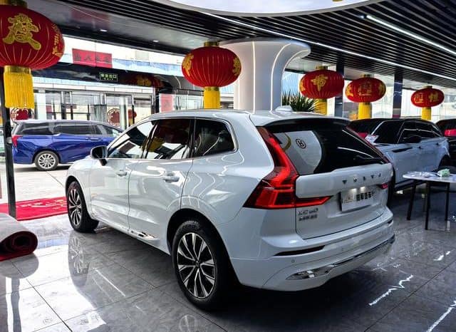 
								Volvo XC60, 2022 full									