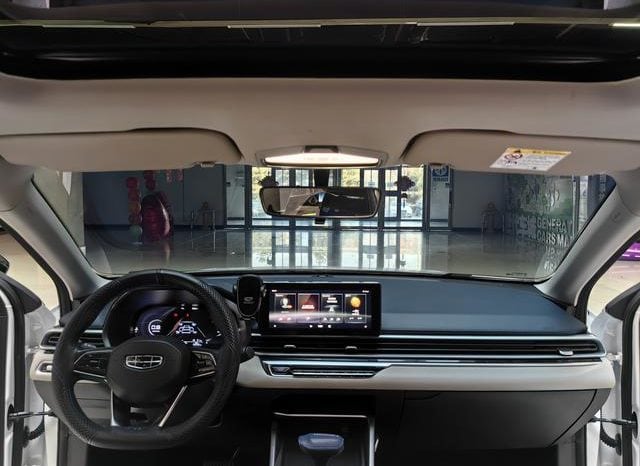 
								Geely Emgrand, 2022 full									
