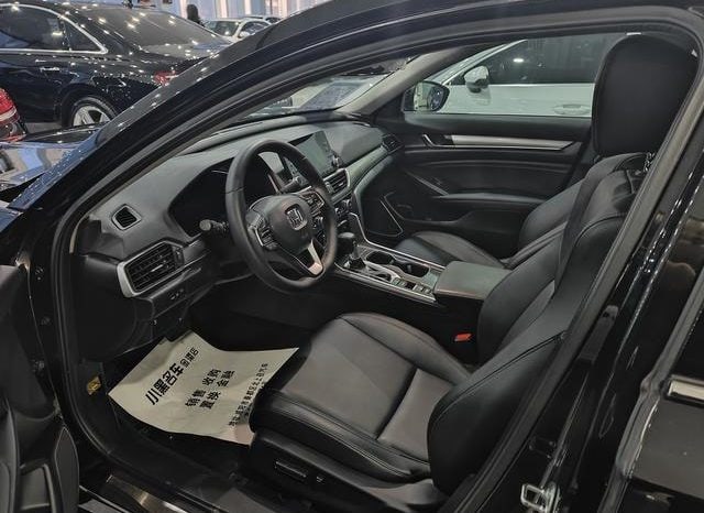 
								Honda Accord, 2021 full									