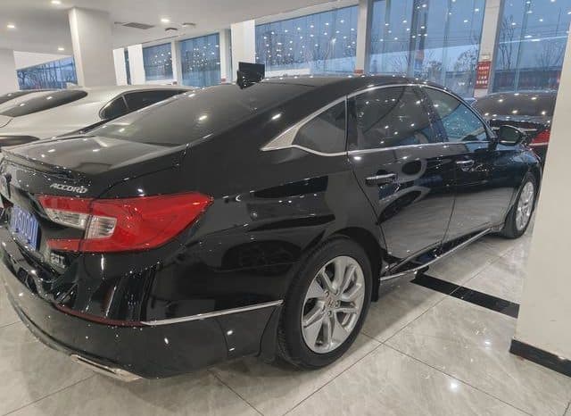 
								Honda Accord, 2021 full									