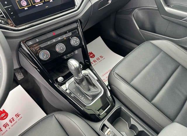 
								Volkswagen T-Roc, 2021 full									