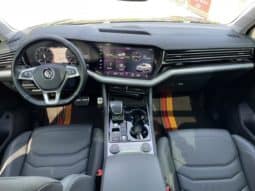
										Volkswagen Touareg, 2020 full									