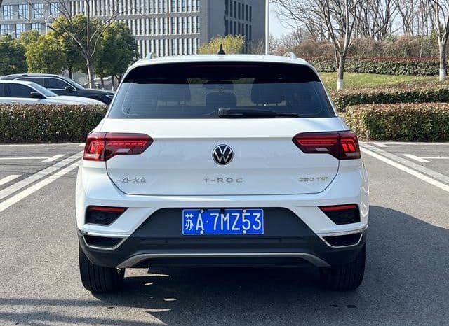 
								Volkswagen T-Roc, 2022 full									