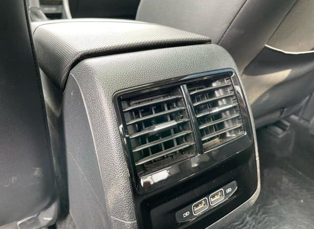 
								Volkswagen Jetta, 2022 full									