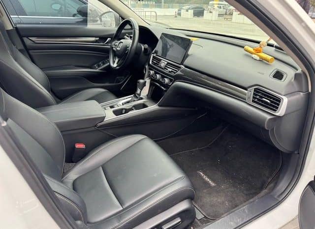 
								Honda Accord, 2022 full									
