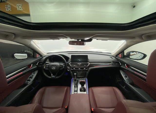 
								Honda Accord, 2022 full									