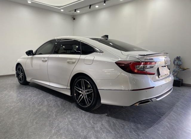 
								Honda Accord, 2022 full									