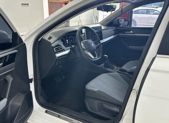 
								Volkswagen Golf 7 (Lavida), 2022 full									
