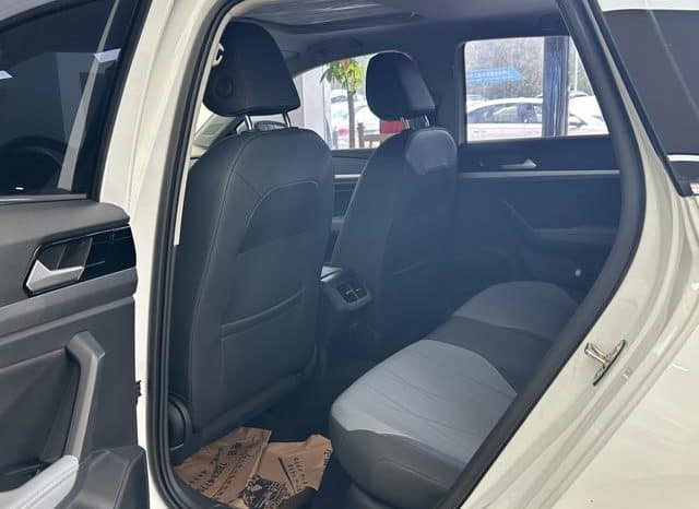 
								Volkswagen Golf 7 (Lavida), 2022 full									