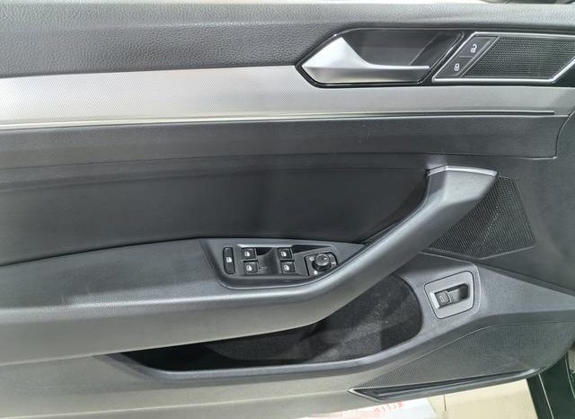 
								Volkswagen Magotan, 2020 full									