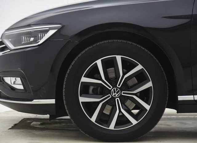 
								Volkswagen Magotan, 2022 full									