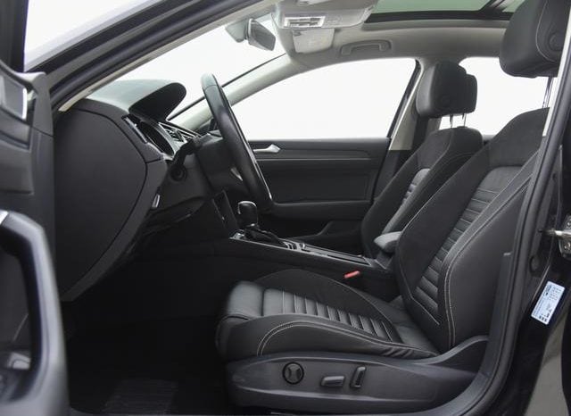 
								Volkswagen Magotan, 2022 full									