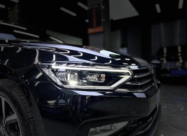 
								Volkswagen Magotan, 2021 full									