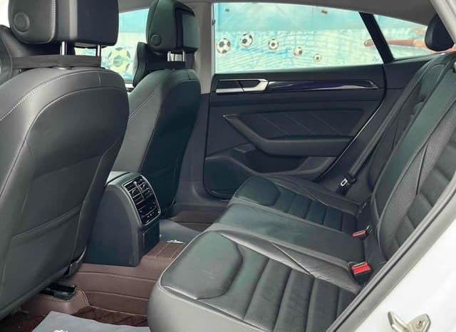
								Volkswagen Passat CC, 2023 full									