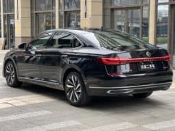 
										Volkswagen Passat, 2022 full									