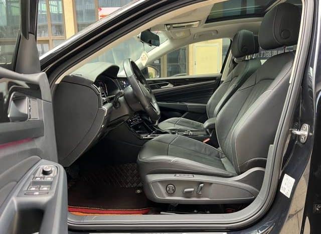 
								Volkswagen Passat, 2022 full									