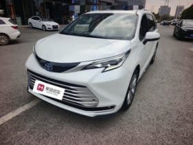 Toyota Sienna, 2023