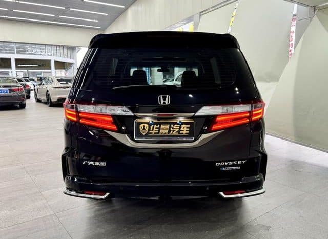 
								Honda Odyssey, 2020 full									