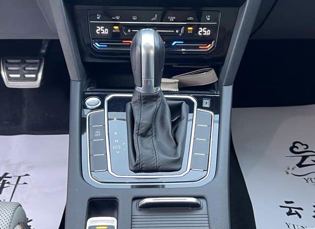 
								Volkswagen Magotan, 2023 full									