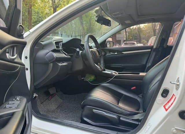 
								Honda Civic, 2020 full									